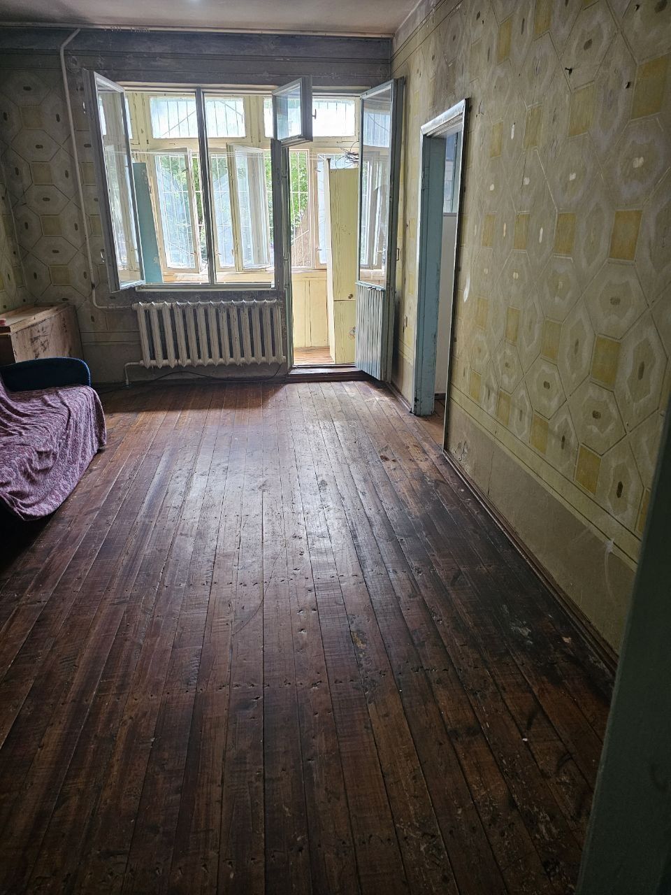 Продаётся квартира Чиланзар 21 квартал 3/1/4 панель