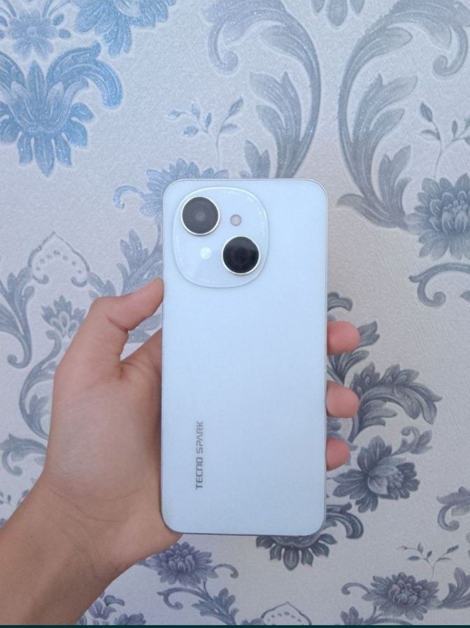 Tecno spark go 1