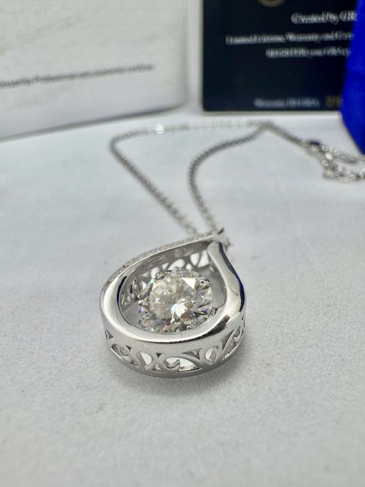 Сребърно колие с мойсанит (диамант) 1 карат
