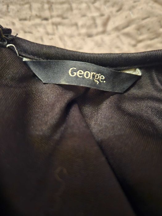 Rochiță eleganta pentru fetite de 7 ani