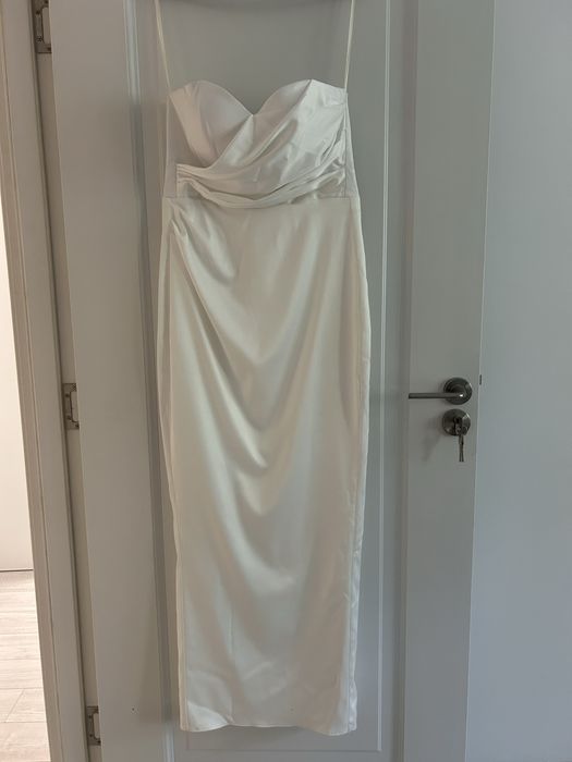 Rochie mireasa alba material satinat