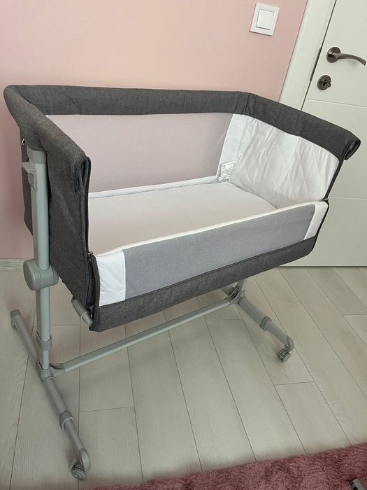 Кошара next to me