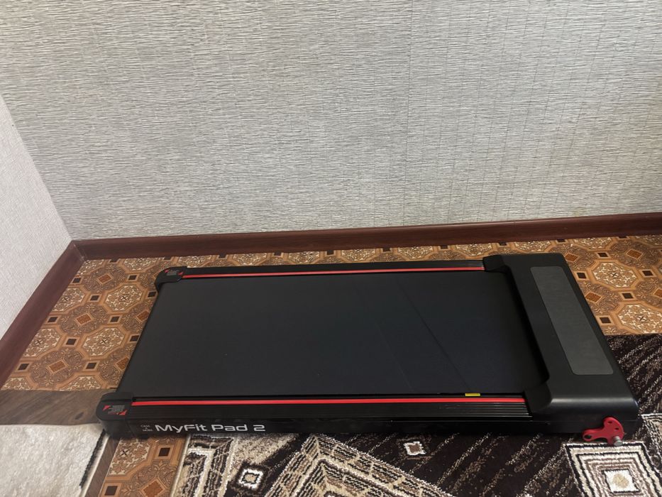 Беговая дорожка спорт