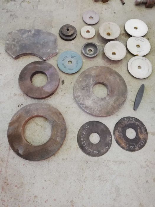 Шлифовальные (точильные) камни