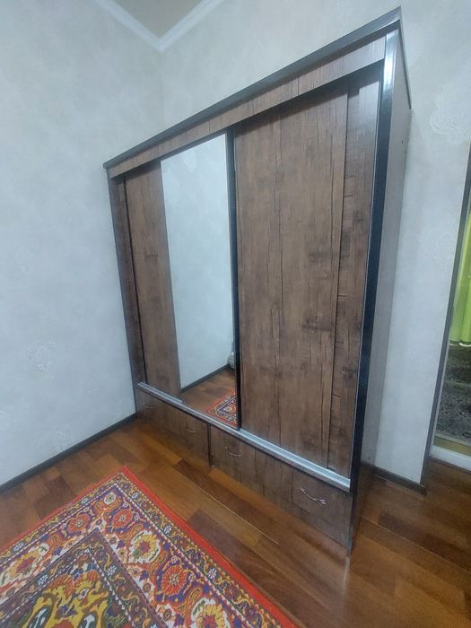Срочно прдаётся шкаф