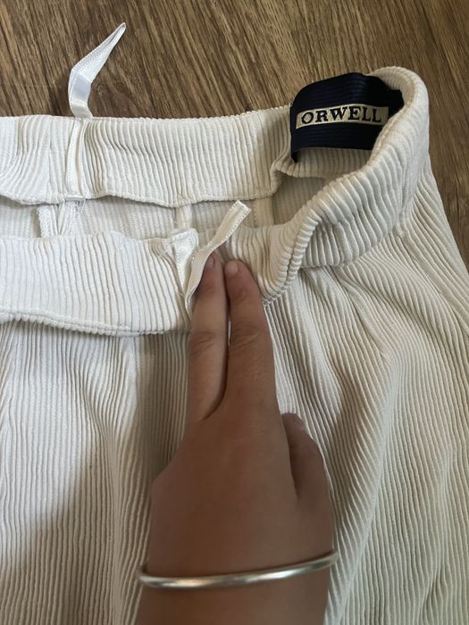 Fustă albă pentru femei