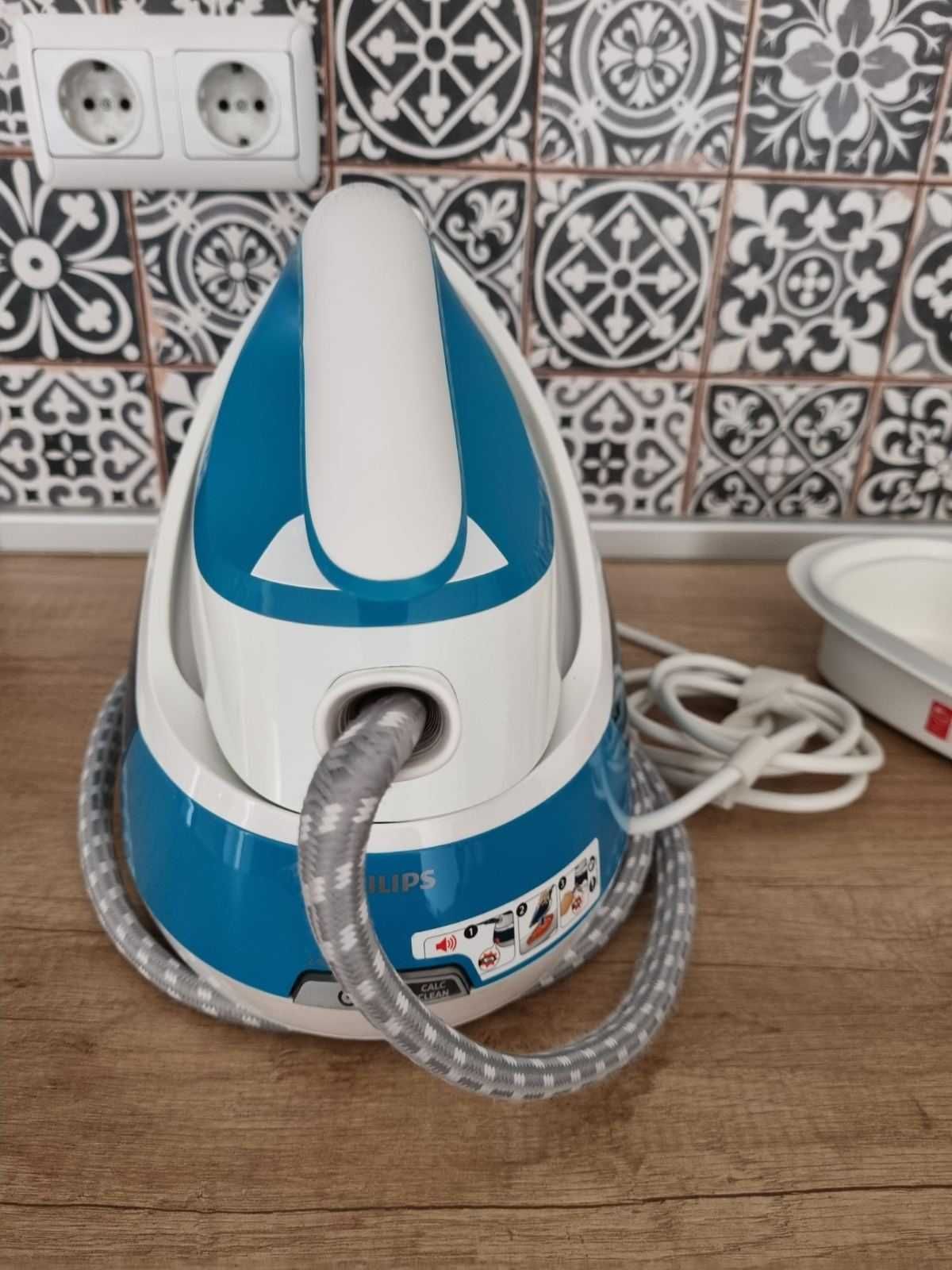Продавам парогенератор Philips Perfect Care GC7920