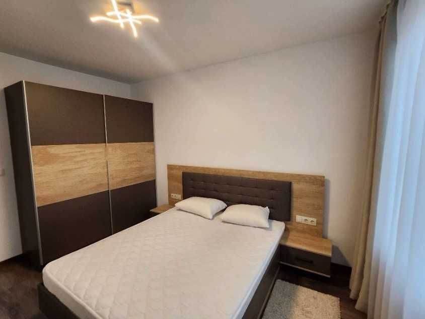 Дава се под наем Двустаен апартамент в София, Хладилника - 65 кв.м за 799 € - Снимка #5