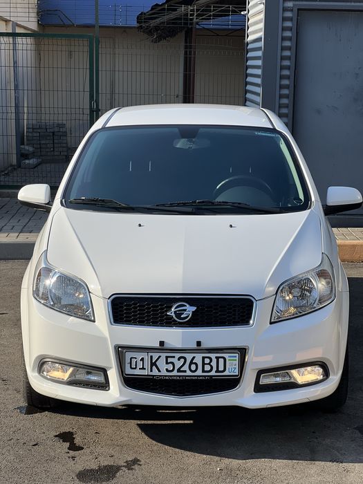 Nexia 3 2018 yil oq Ravon r3 holati ideal 31 000km yurgan