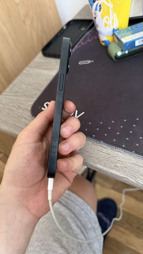 Iphone 13 -Midnight