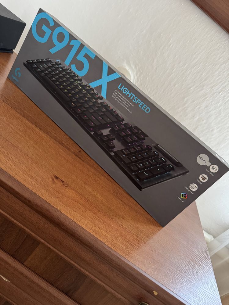 Logitech G915 X LightSpeed