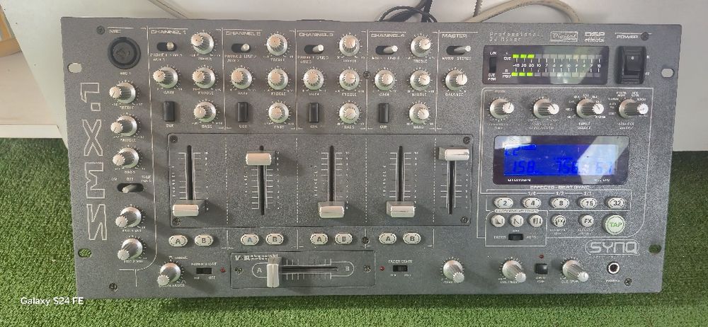 Mixer audio synq smx.1
