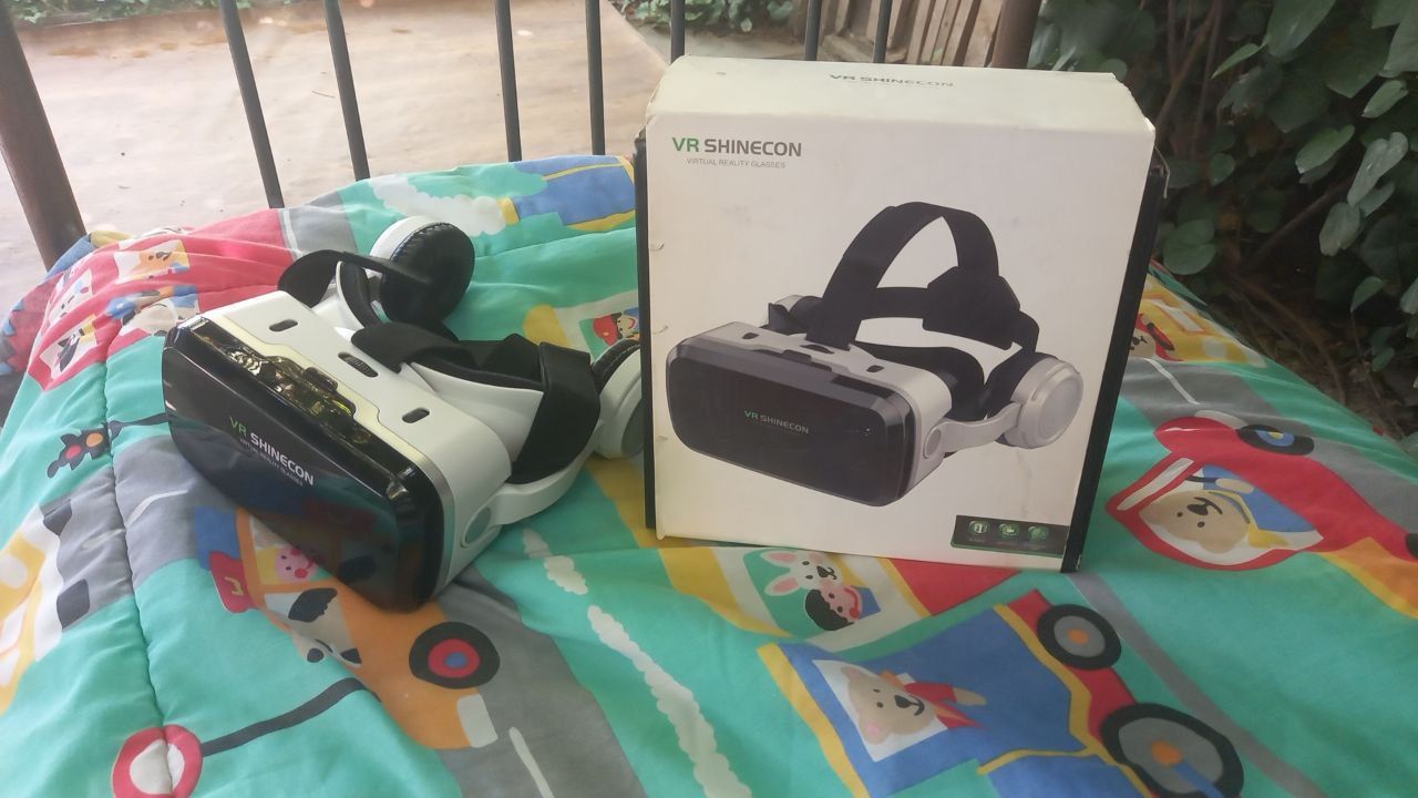 VR очки продаётся