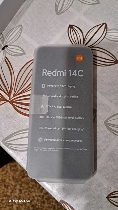Продавам чисто нов телефон Redmi 14C 128 gb 8 gb ram!!!