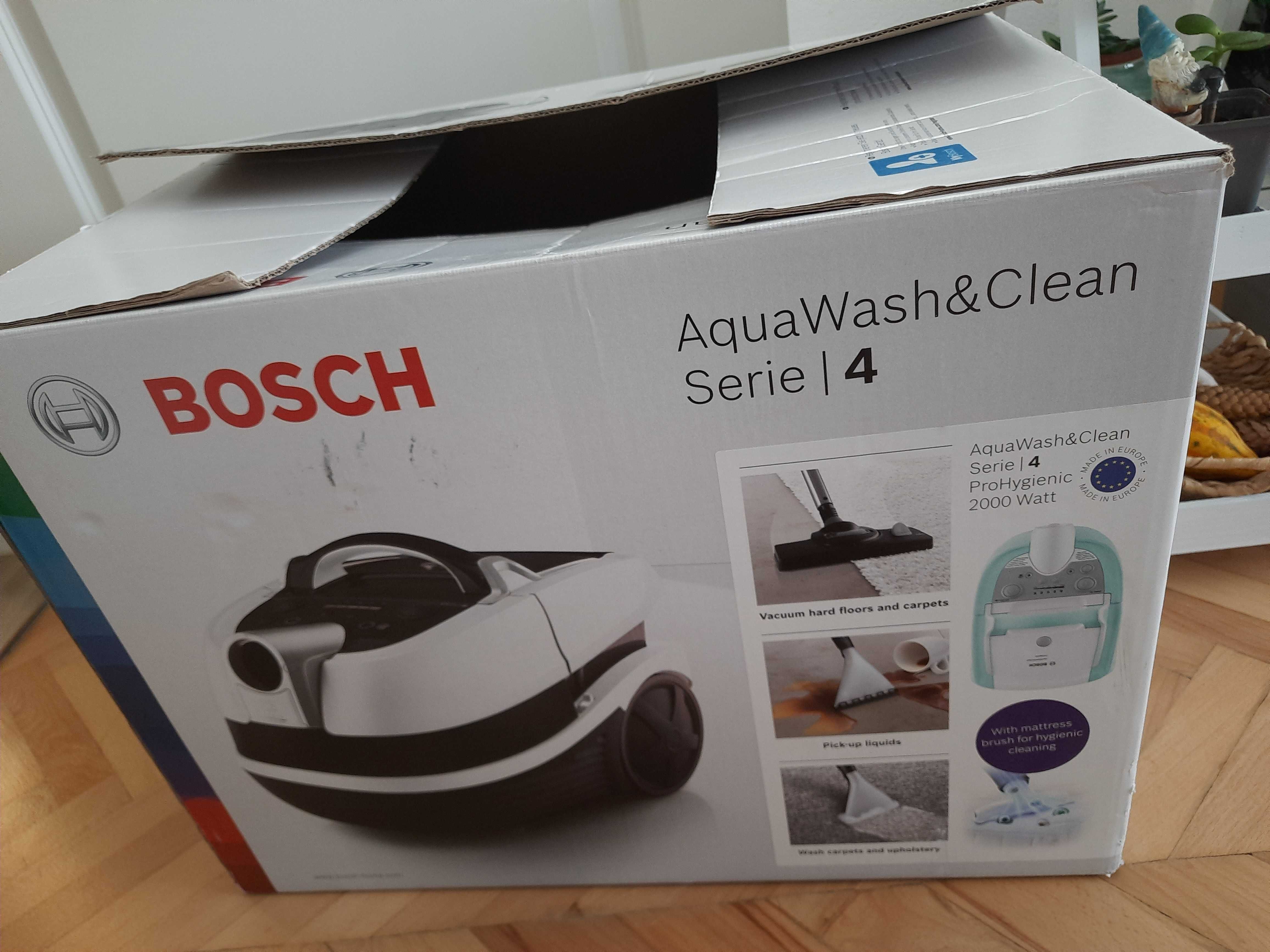 Aspirator Bosch AquaWash and Clean 2000W