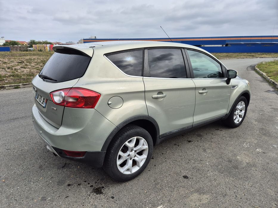 Ford kuga 2.0tdci 4x4 pret 3700€