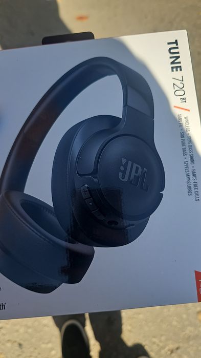 Срочно продам наушник новый