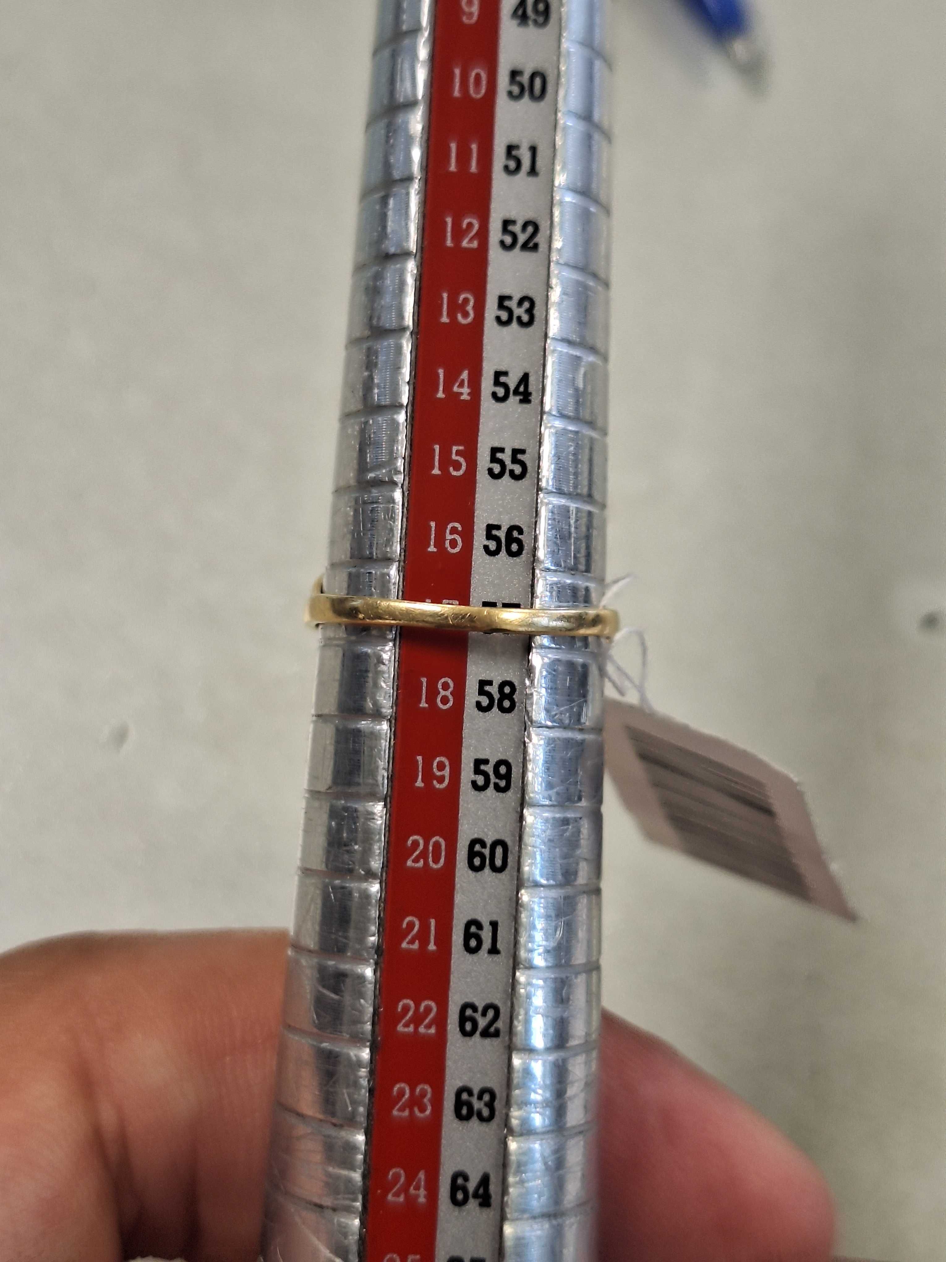 Златен Пръстен - 18К. - 2,40гр.