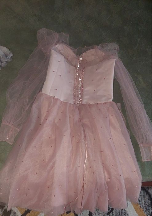 Vând rochie  de petrecere