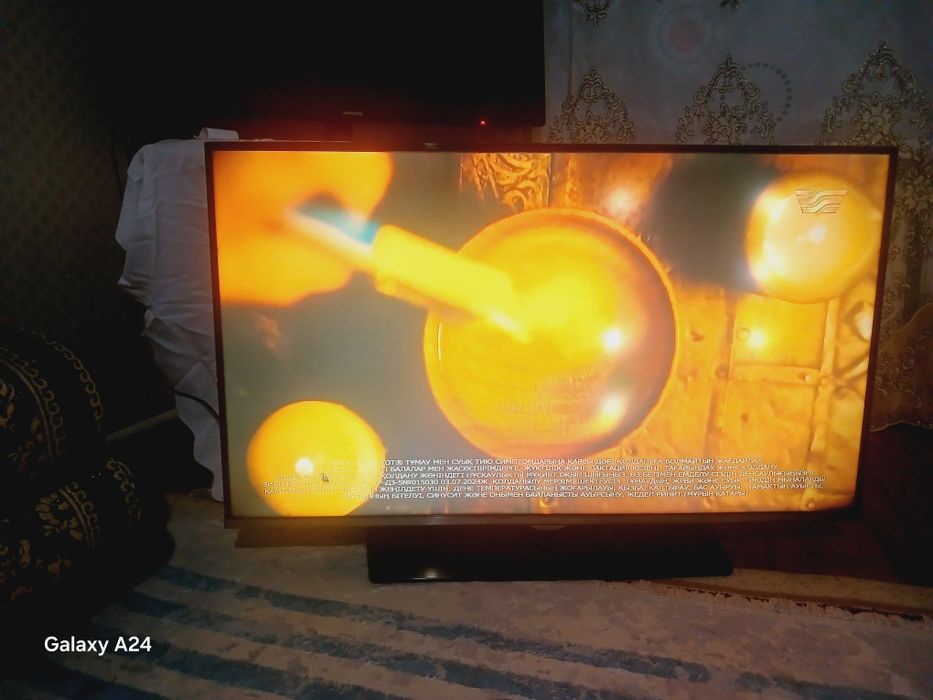 Телевизор самсунг