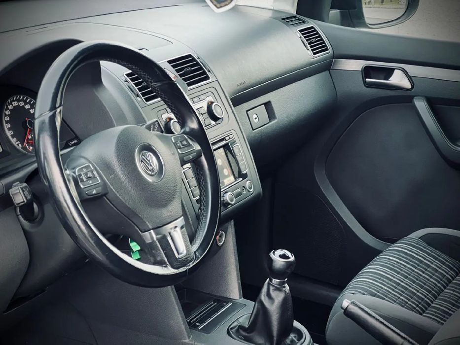 Vw Touran Cross 2012 2.0 Tdi 7 Locuri
