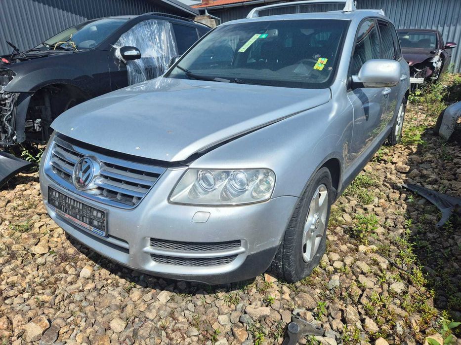 Dezmembram VW Touareg an 2004 motor 2.5tdi, manual si automat