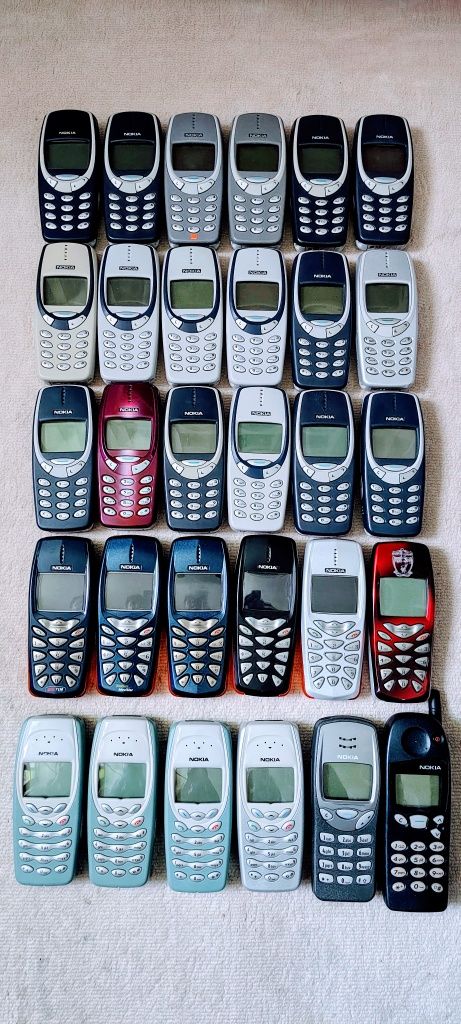 Lot Nokia sau Motorola