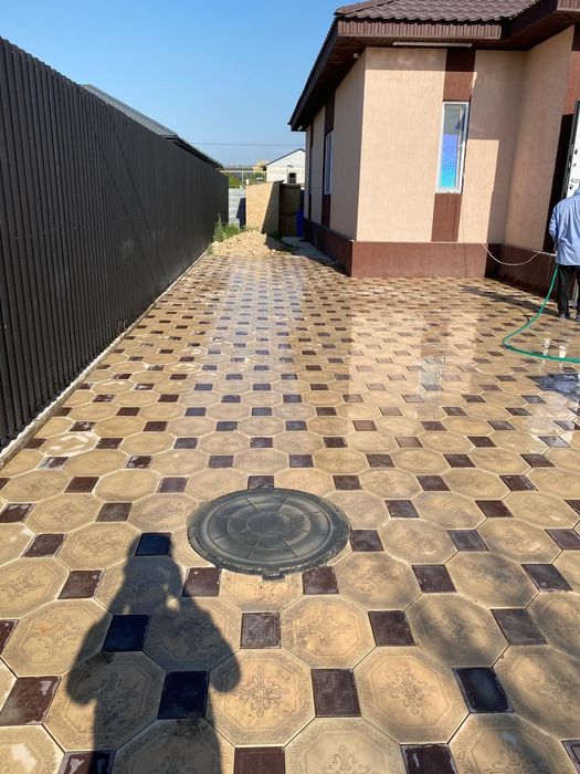 Укладка брусчатки брусчатка цена тратуарная плитка лоток бардюр гранит