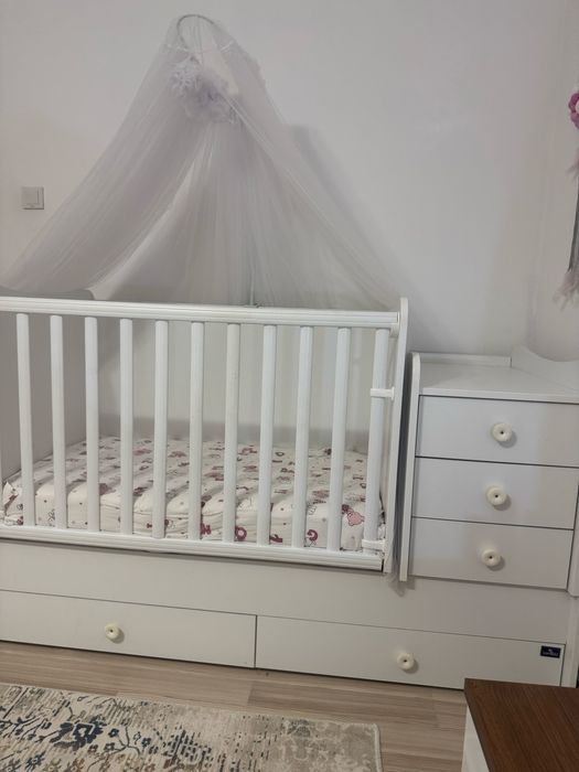 Детско легло