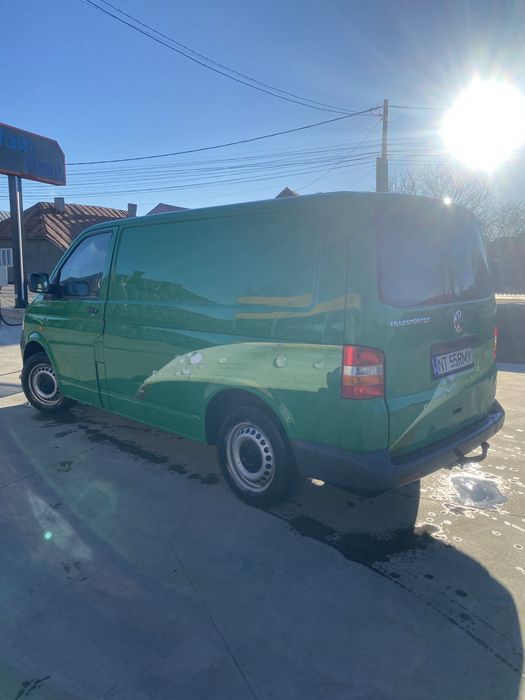 Vând Volkswagen T5
