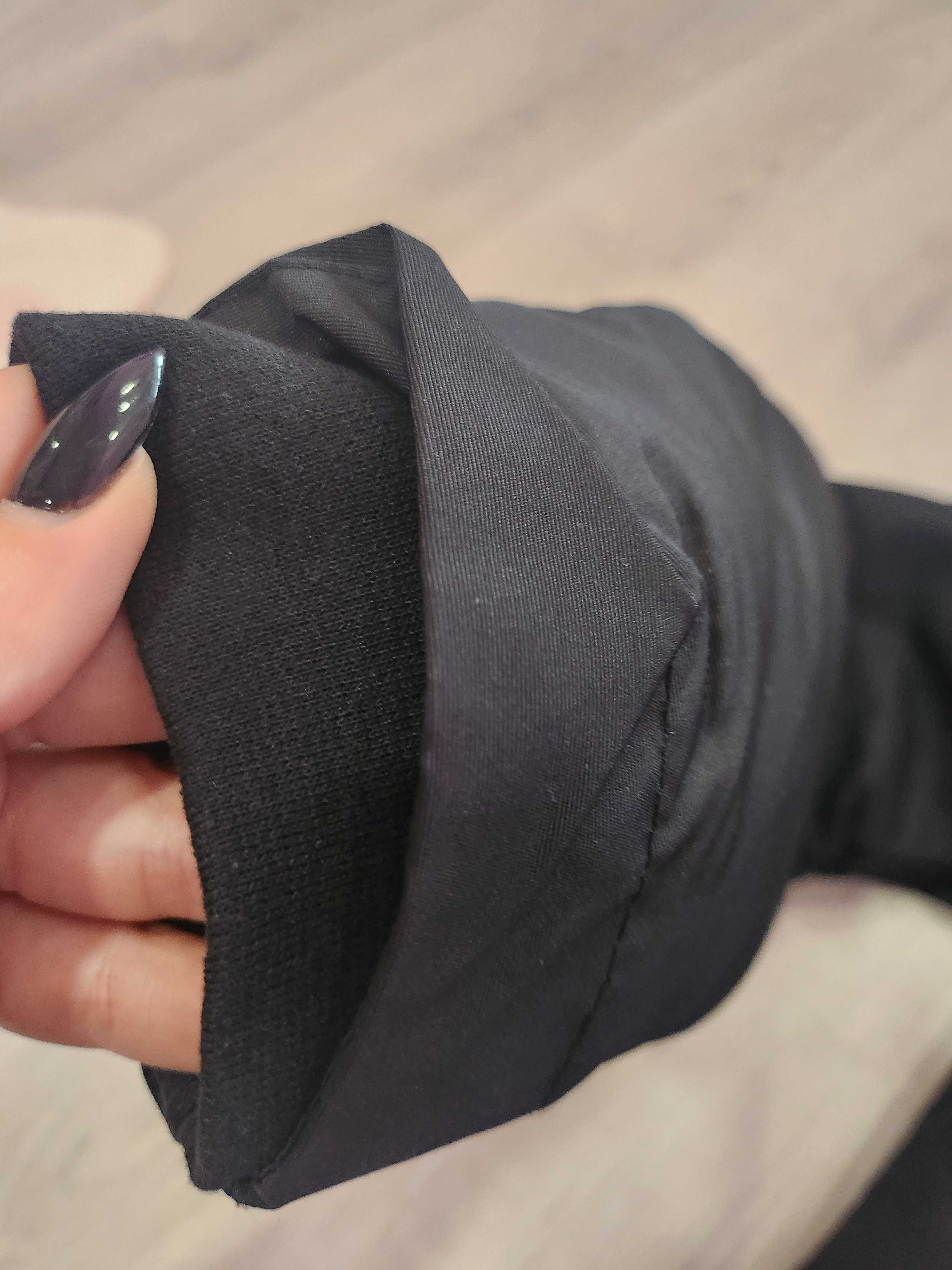 Ново модерно яке Nike s