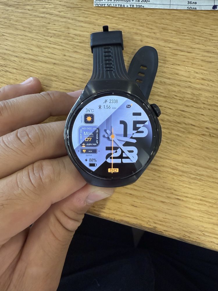 Продавам Huawei Watch 5 LTE