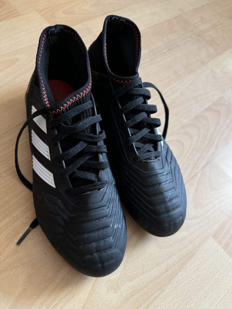 Оригинални бутонки Adidas Predator 18.3 FG! 36 н