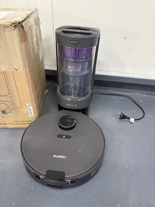 Aspirator robot Eureka NER E10S
