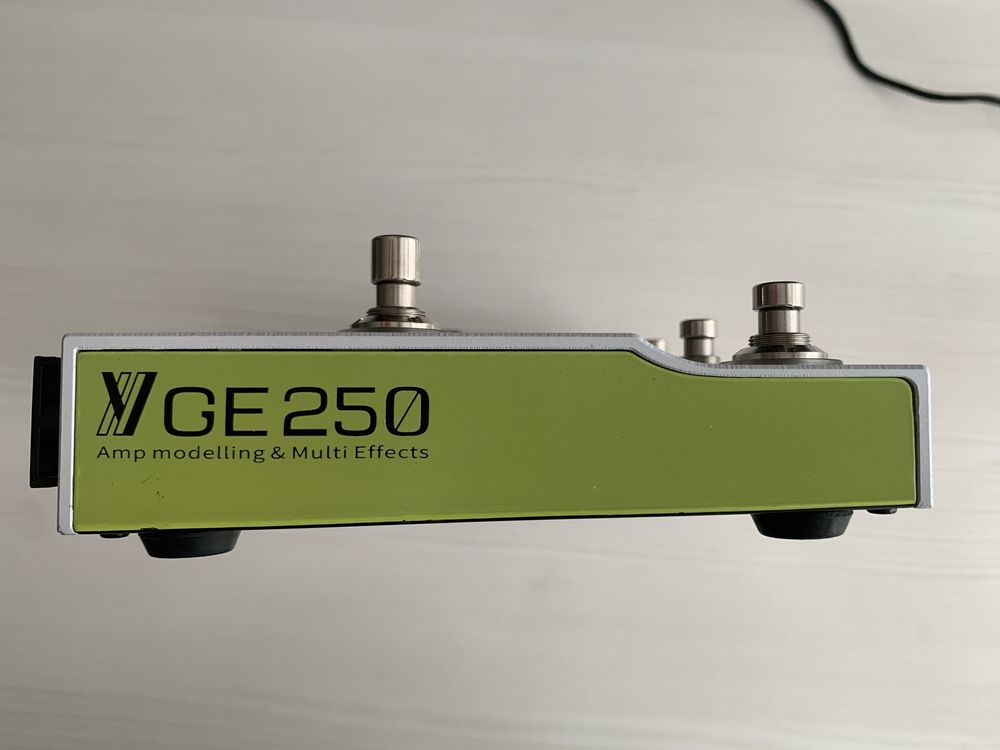 Гитарный процессор Mooer GE 250