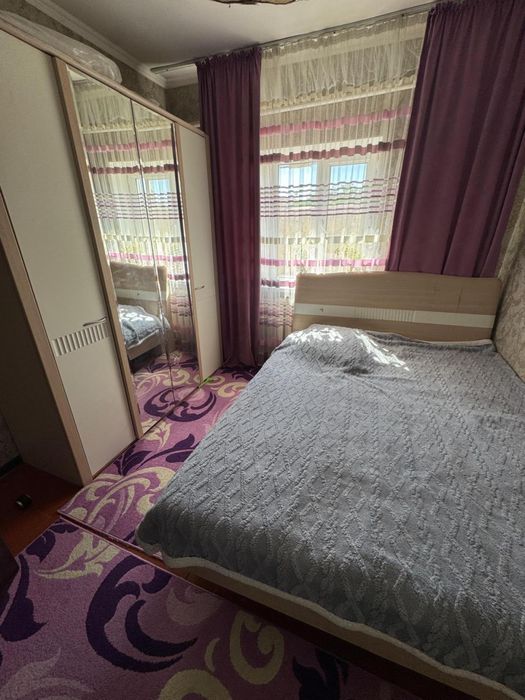 Продаю спальный гарнитур