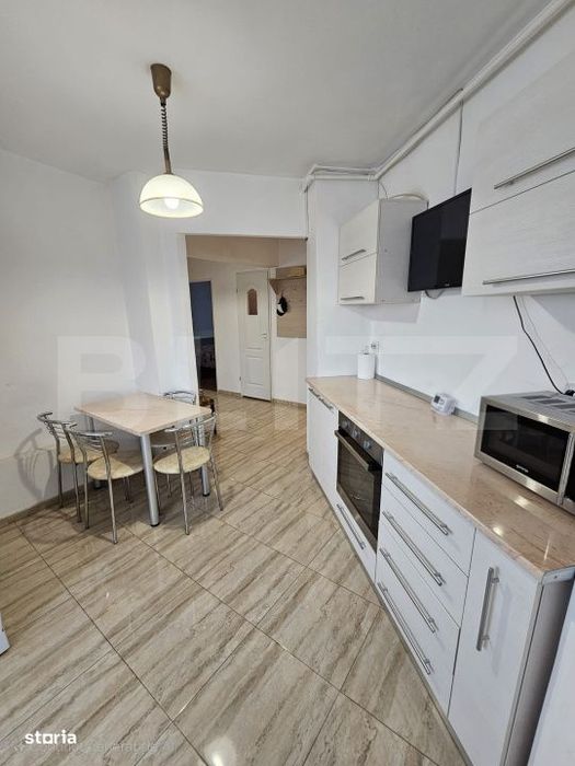 Apartament cu 2 camere si dressing, decomandat , 70 mp, la cheie