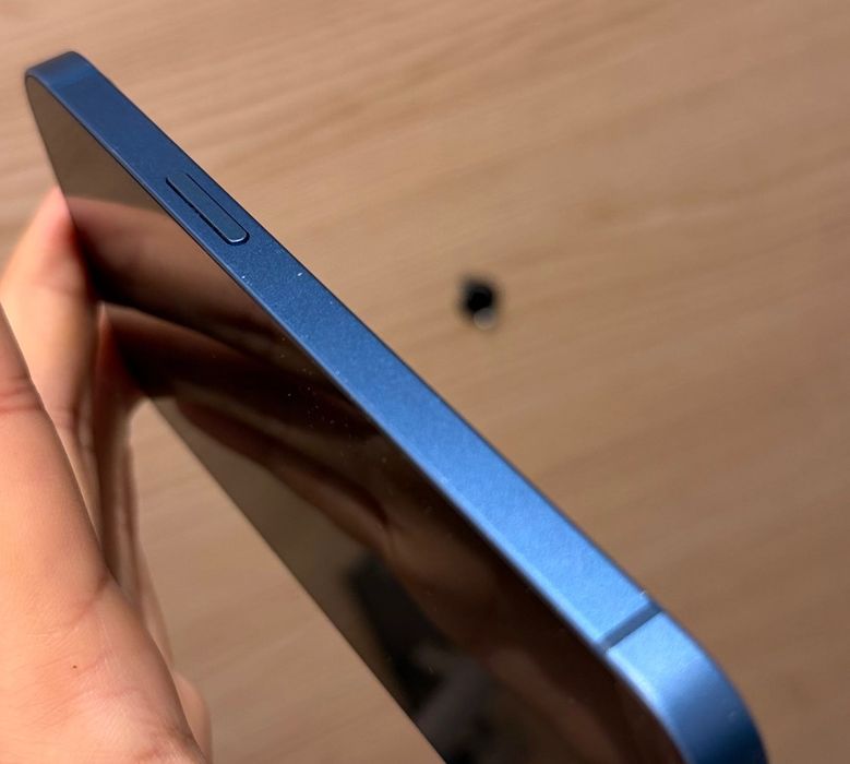 iPhone 13 - отлично състояние