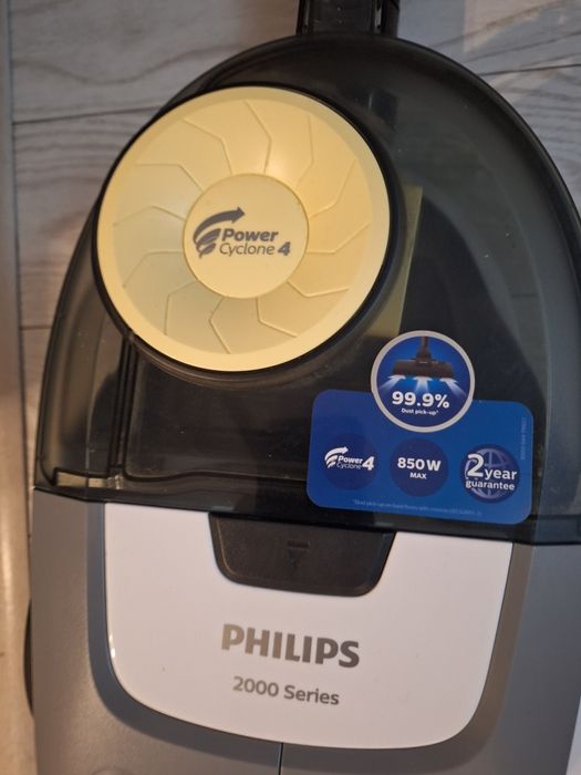 Aspirator fara sac Philips seria 2000, 850w, negru