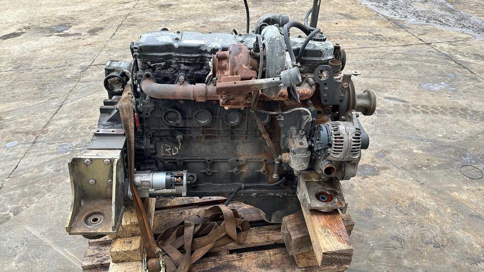 Motor Iveco F4AE 0684K pentru excavator New Holland E305