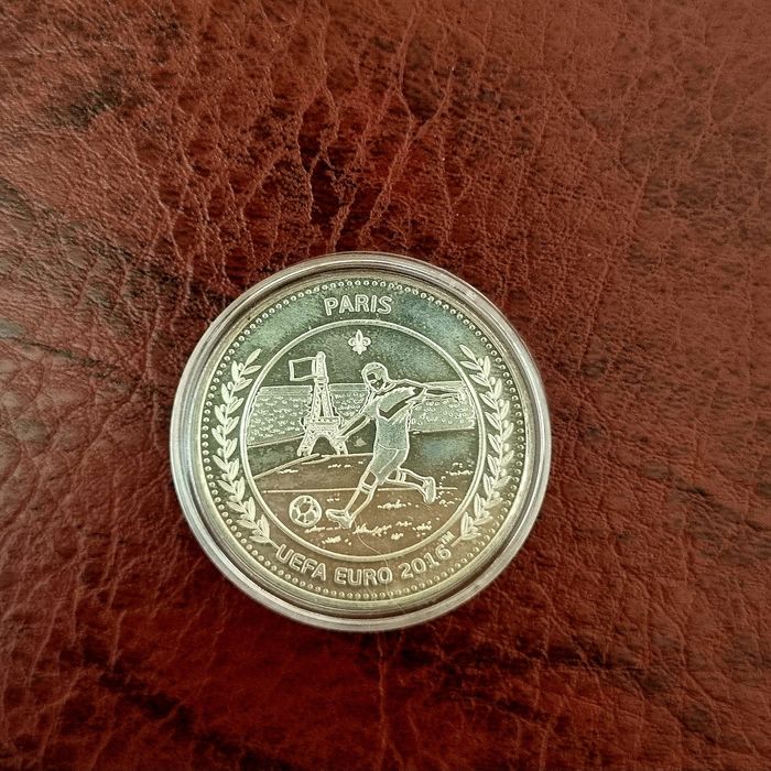 Продам монеты  разные