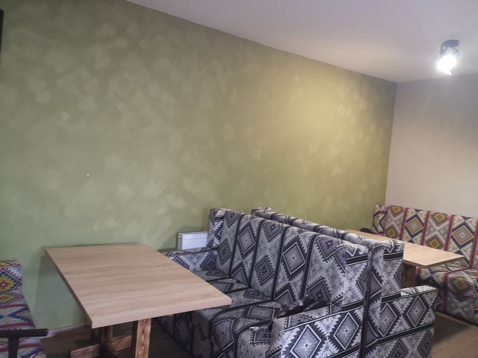 Продам диваны для кафе