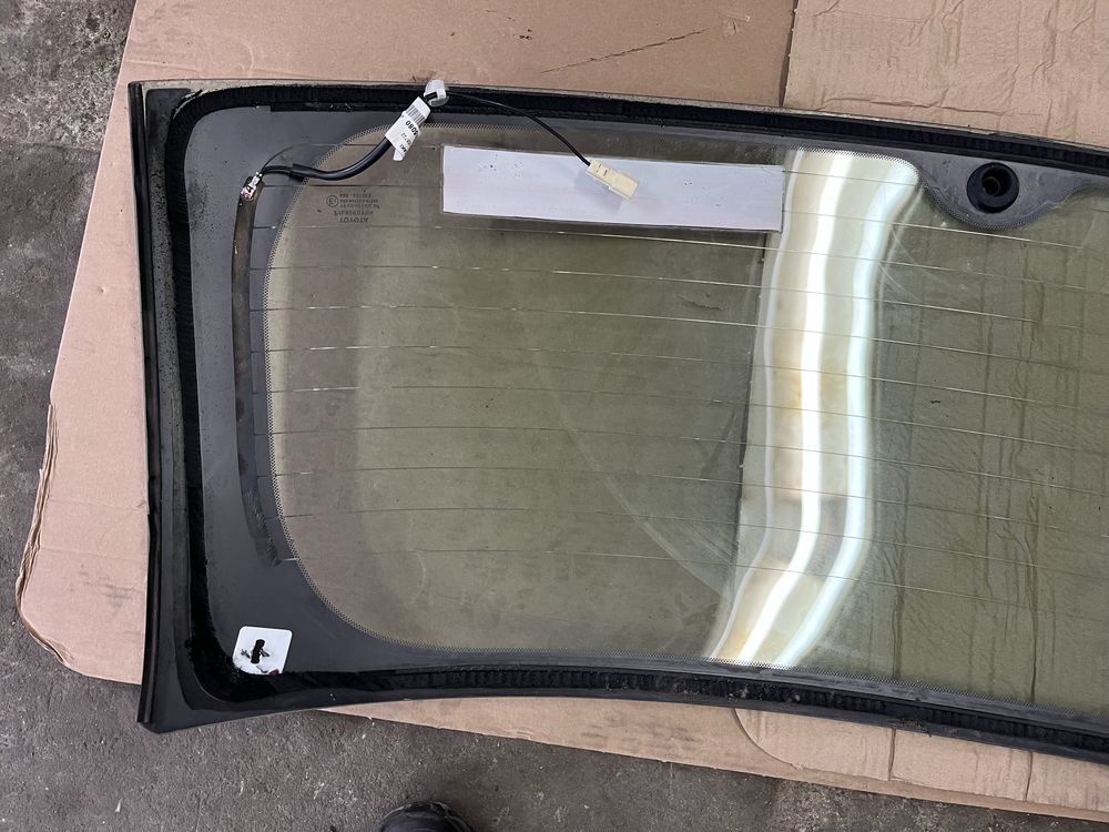 Задно стъкло за Toyota Avensis T25 Комби