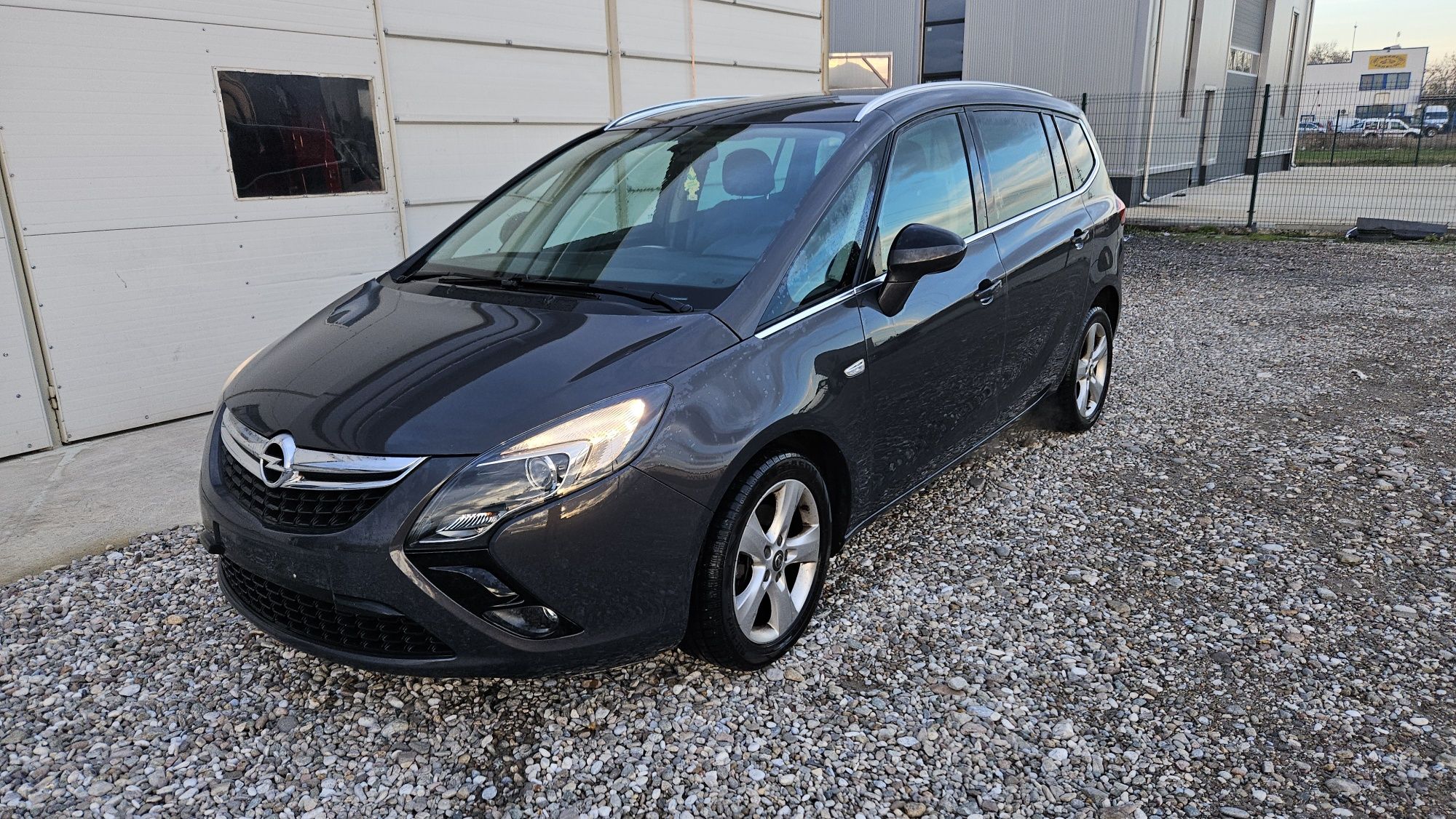 Opel zafira turbo metan