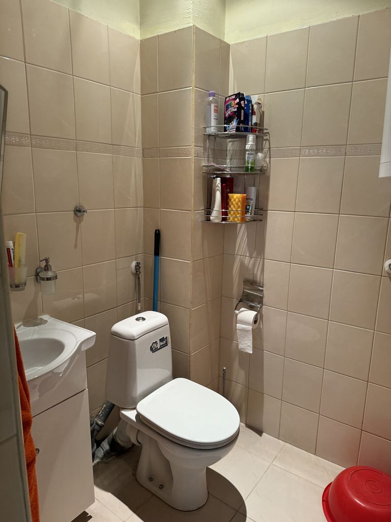 Дава се под наем Двустаен апартамент в Плевен, Дружба 1 - 35 кв.м за 204 € - Снимка #3