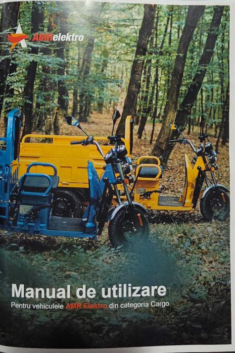 Motociclu electric cu banchetă rabatabilă / portbagaj