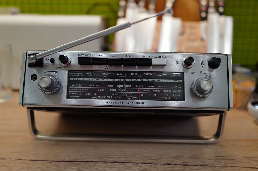 Radio National Panasonic RF- 895L stare perfecta de functionare 1968
