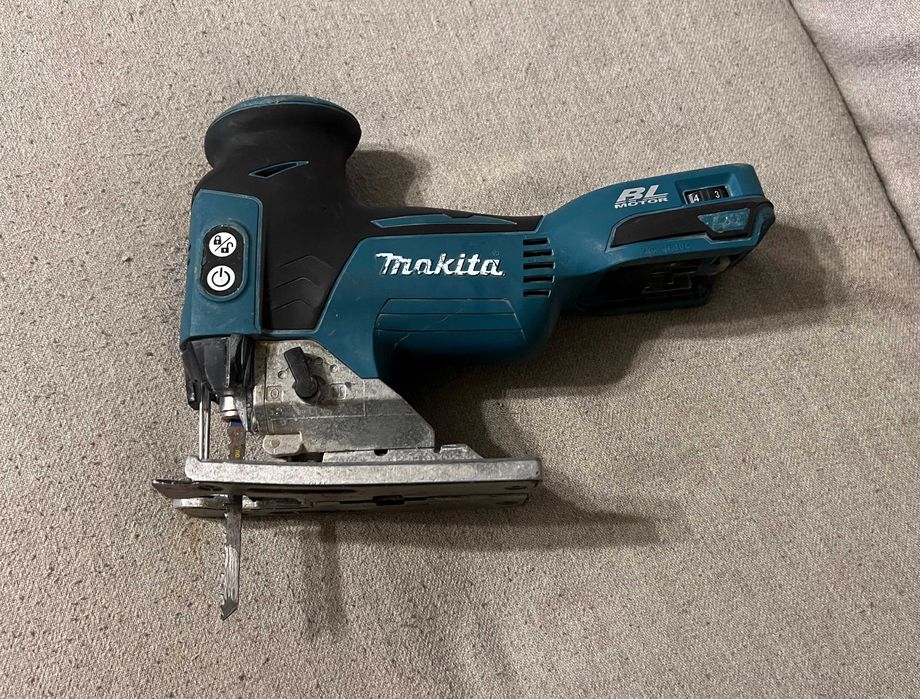 Fierastrau vertical Makita DJV181 18V BL, corp, functional brushless