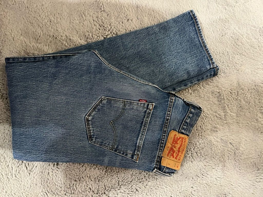 Levis model 501  W31 L32 made in Egypt stare excelenta