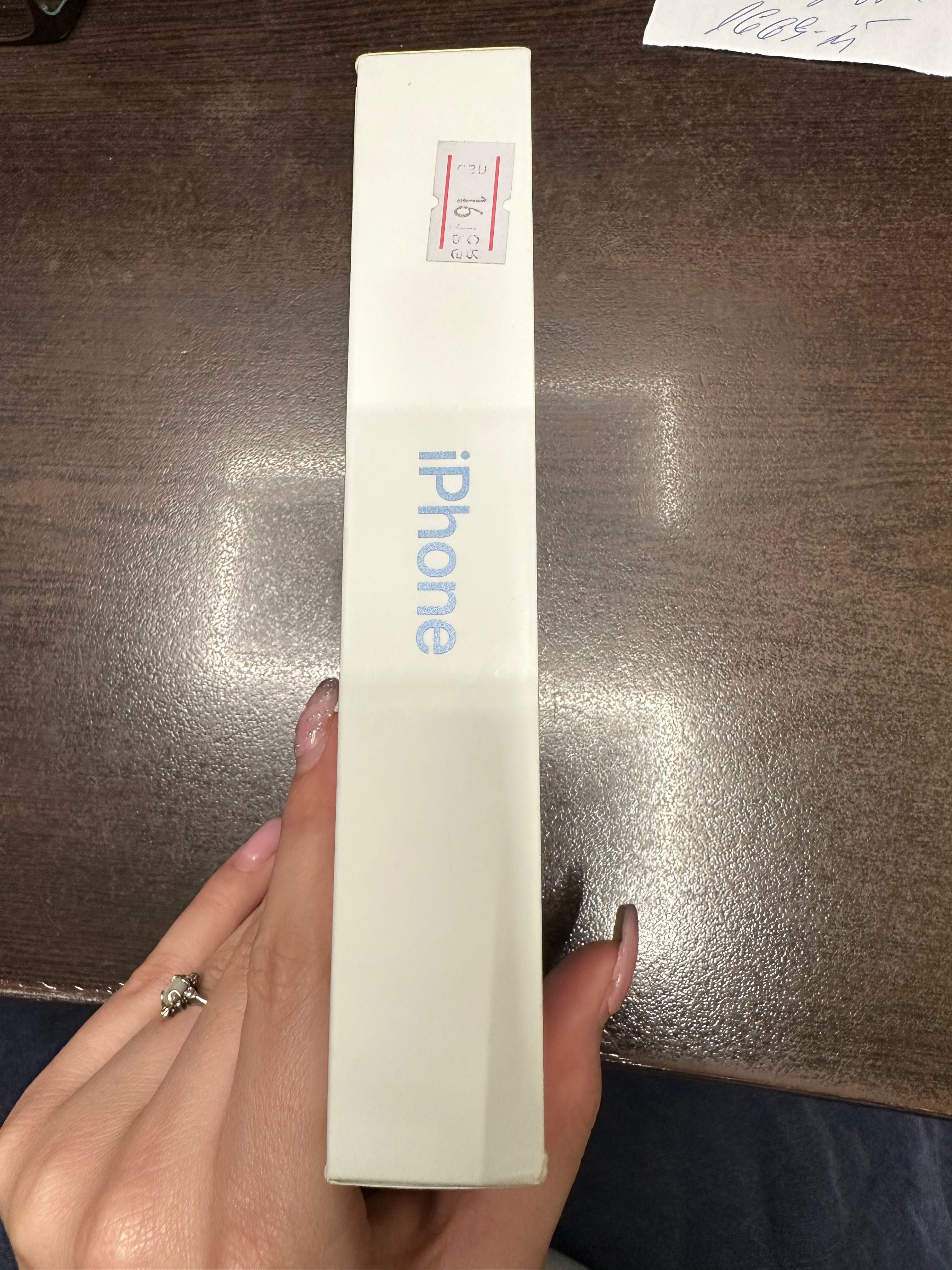 Iphone 14 128 GB Чисто НОВ - НЕРАЗПЕЧАТАН